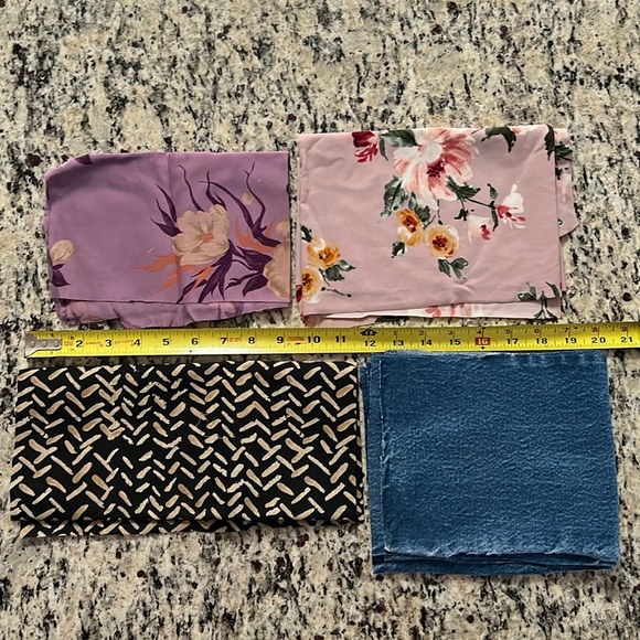 15 Mixed Color and Print Lot of Fabric Scraps 1.75 Pounds Medium to large Size - Picture 3 of 5